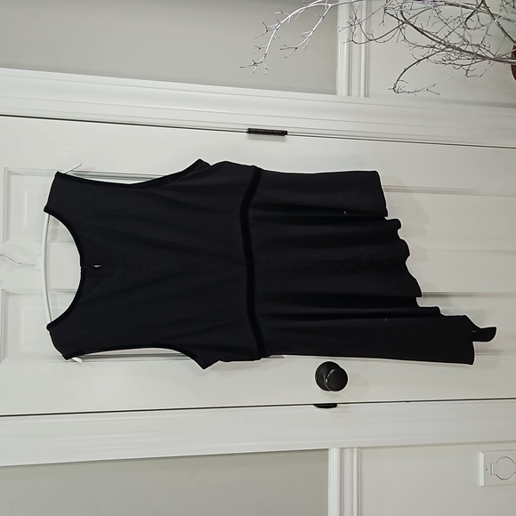 💥50% sale💥NEW Torrid asymmetrical tank sz3 #c69 - Picture 2 of 5